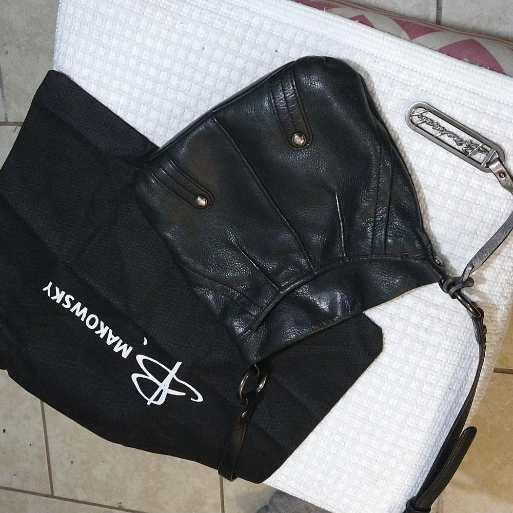 B Makowski crossbody black Pebble leather